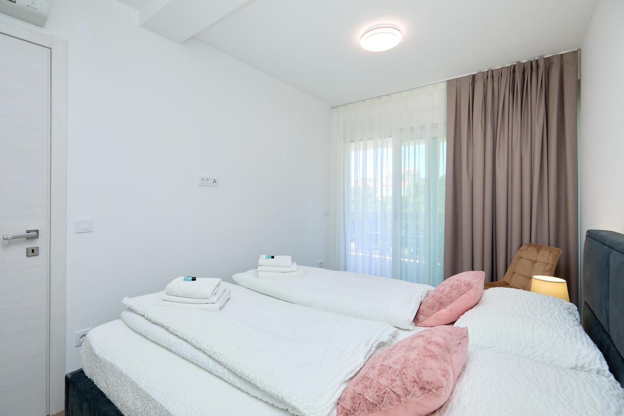 Bubu Inn دوبروفينك المظهر الخارجي الصورة